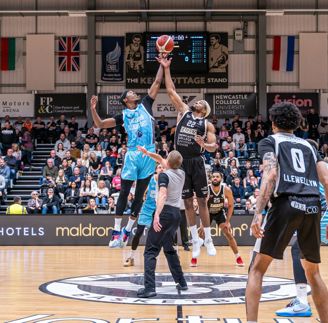 20241004 Newcastle Eagles V Caledonia Gladiators Gary Forster 032 2 16X9